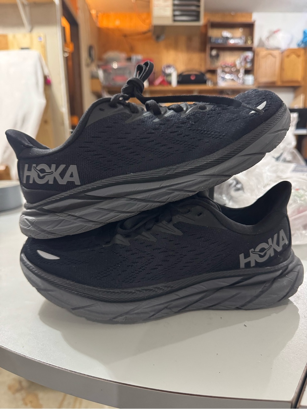 Hoka One One Women’s Clifton 8 Black Running Shoes Sz 7 B